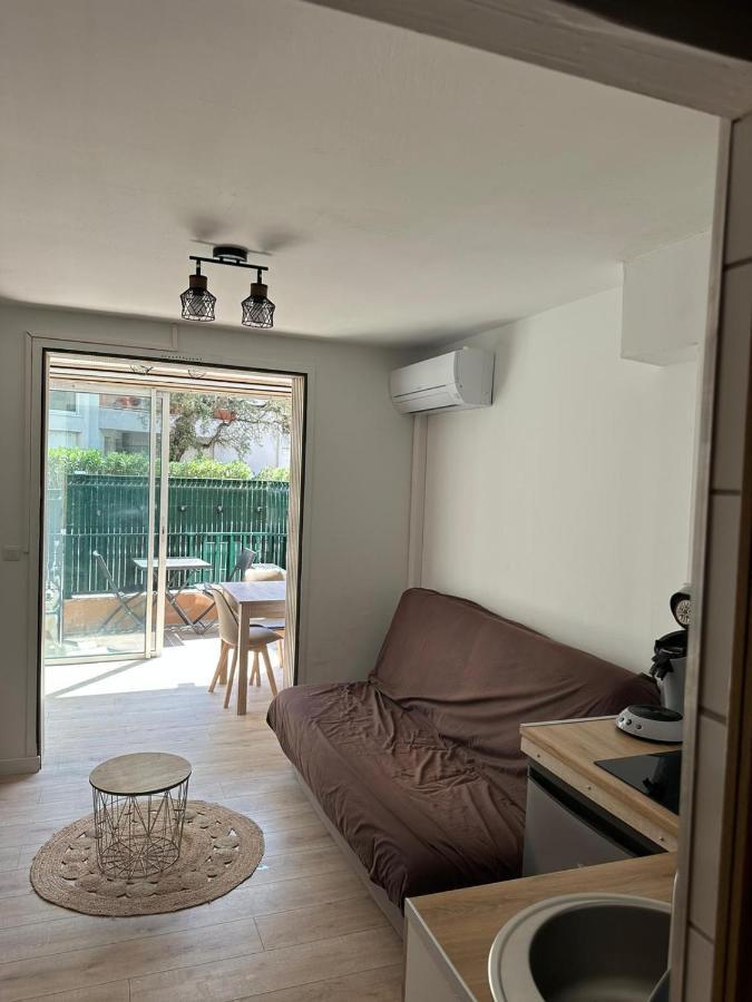 Charmant Studio Neuf 150M Plage Sur Avenue Principale Climatise Et Parking Cavalaire-sur-Mer Exterior foto